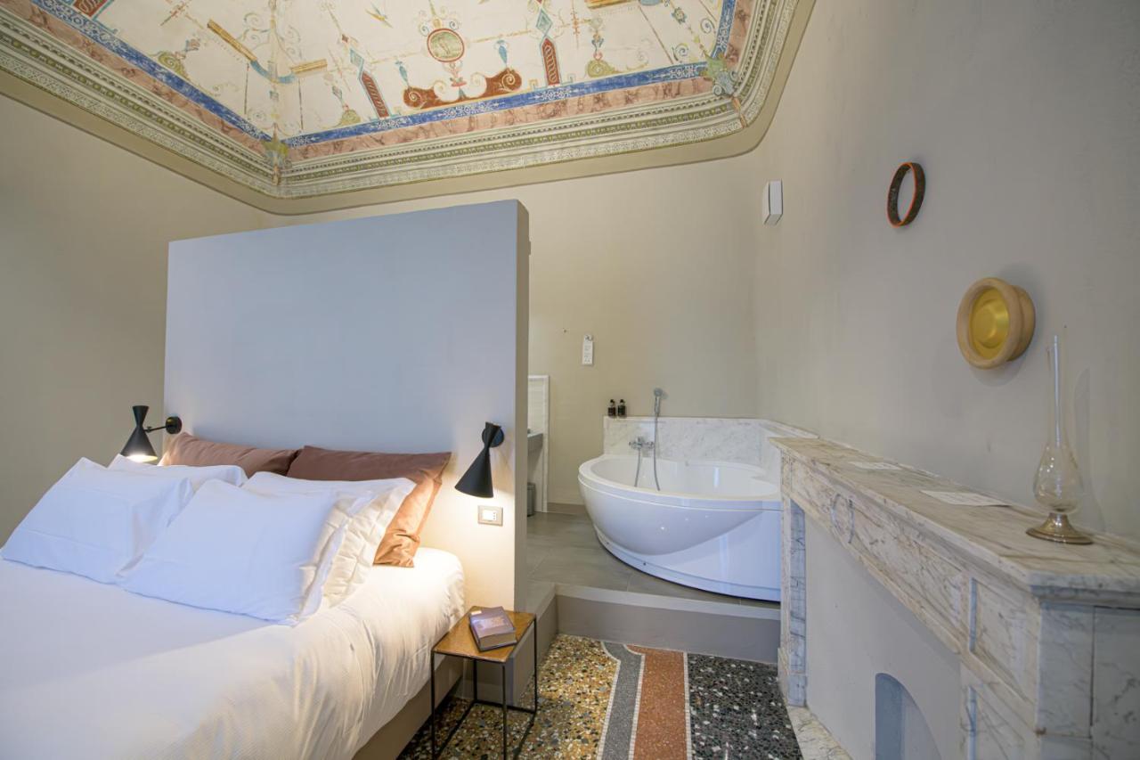 Palazzo Sertorio Suites Гави Экстерьер фото